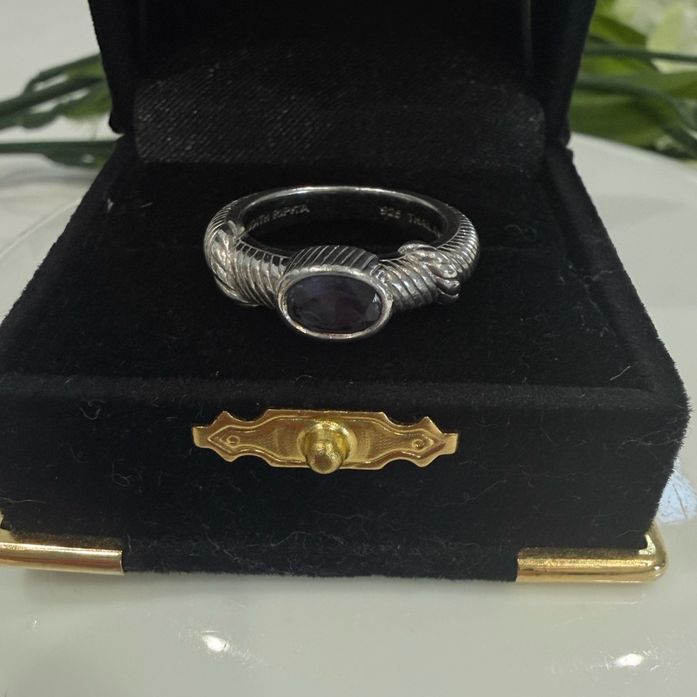 Judith Ripka Sterling Silver 0.56twc Purple Cable Ring Size 71/4 Beautiful - Picture 4 of 9